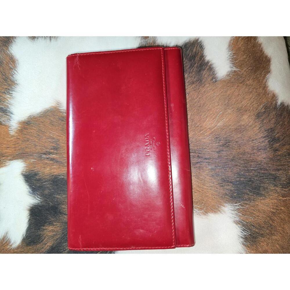 Red Prada Wallet - Picture 2 of 14
